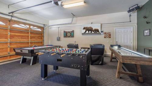 TimberWood Cabin- 3 Bdr - 2 Bth - Big Game room - Prime Location in Big Bear Lake - Foto 4, Game Room
