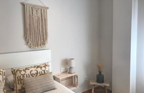 Apartamento equipado playa Valencia OnesDeMar - Photo 17