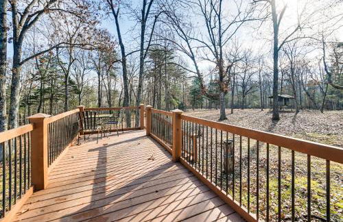 Spacious Retreat with Deck 14 Mi to Nolin Lake! - Foto 3