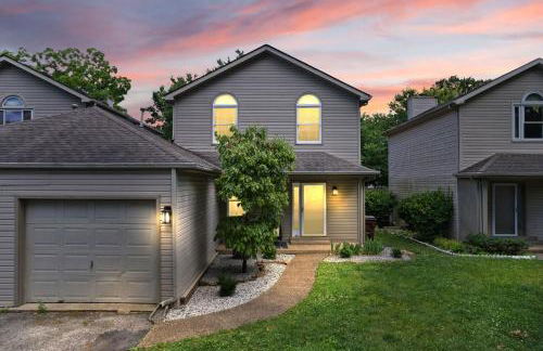 5 Minutes from Hospitals and UK! - Photo 1