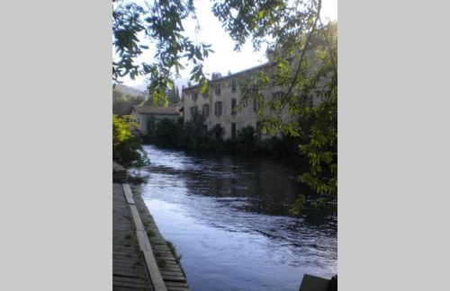 Appartement à FONTAINE DE VAUCLUSE - Foto 2