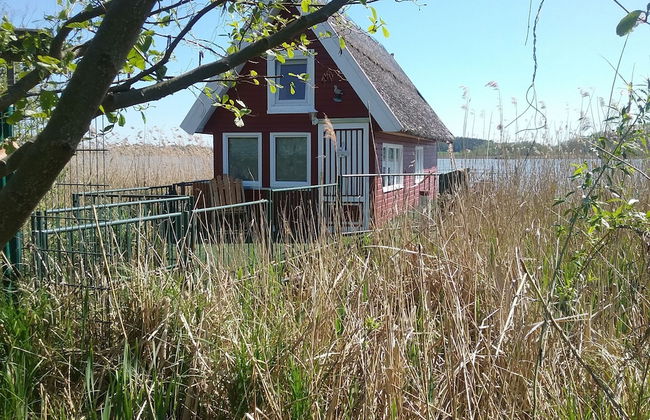 Striking Holiday Home in Sternberg With Jetty - Foto 49