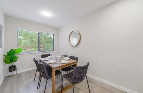 Prime Location Apartment at Calle Ocho - Foto 12