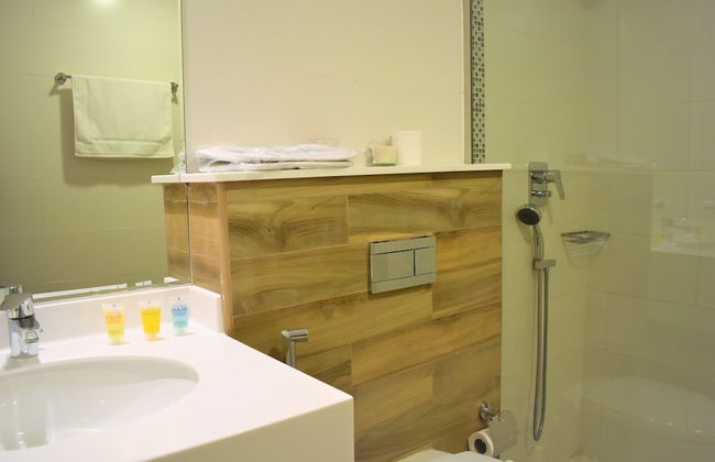 Cozy 1 Bedroom In J8 Al Safouh - Photo 12