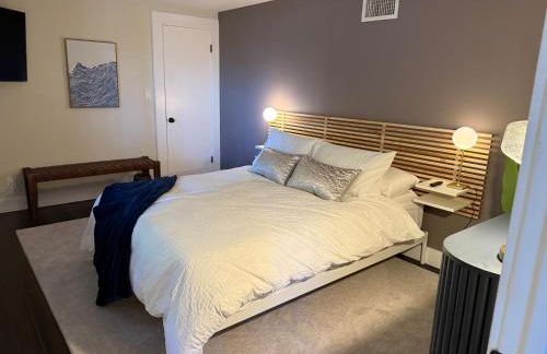 Private getaway in Studio City Hills universal - Photo 16