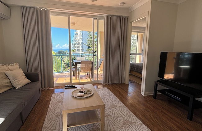 San Mateo on Broadbeach - Photo 25