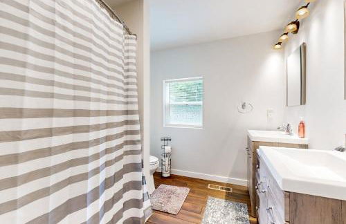 Steps to Dtwn and St Croix River! Stucco House - Foto 11