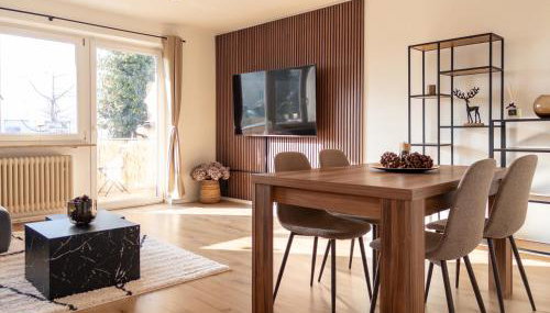 Franzi am Bahnhof - Foto 2