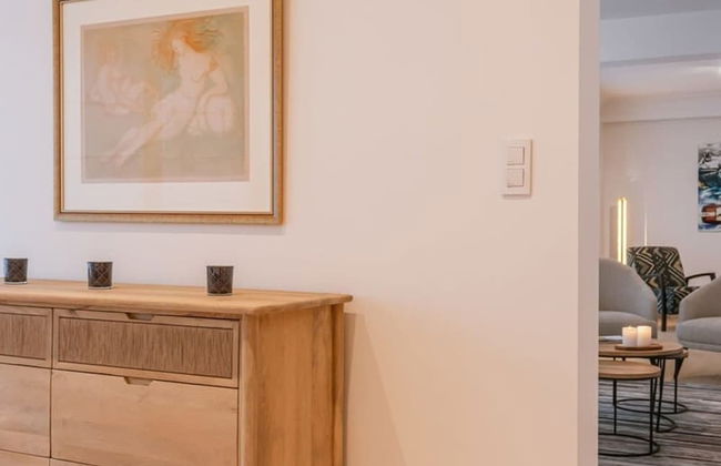 Spacious Apartment With Parking on Prime Location - Foto 16