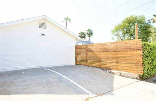 Chic 2Bed And Large Serene Backyard in Heart of SD - Photo 15