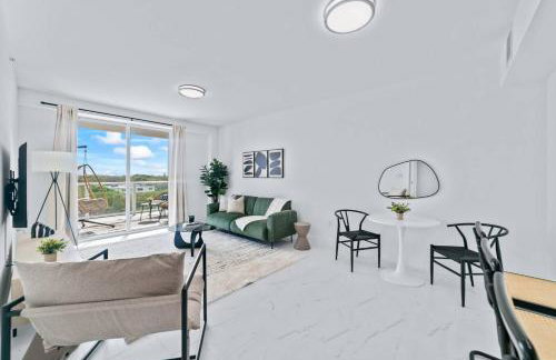 Pool & Gym | King Bed | Downtown Hollywood - Foto 9