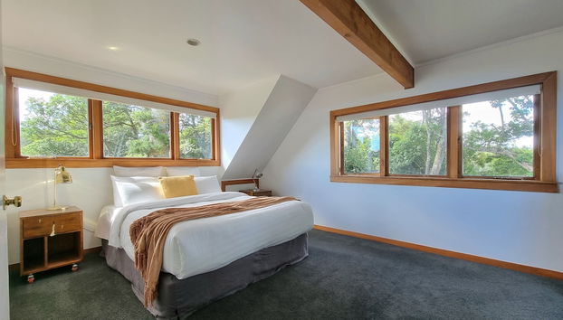 The Kauri Retreat - Sea Views & Spa Pool - Foto 5, Habitación