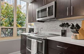 The Bernadin- Designer 3BR City Center with Balcony - Photo 27