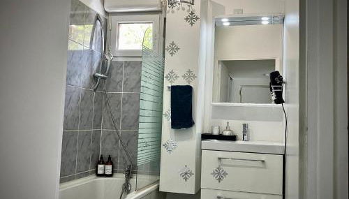 Snowqueen Hotel Apartment Paris-Disney - Foto 3, towels, Shower