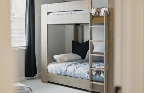 BRAND NEW Scenic Luxury Mountain Retreat - Foto 28