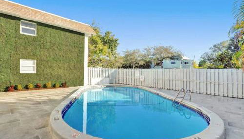 Rustic Retreats Modern 1BR for 4 guests in the heart of Fort Lauderdale - Foto 2