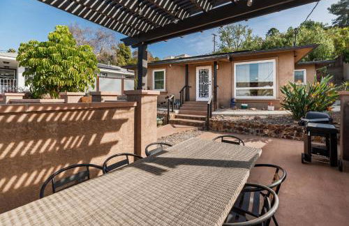 Downtown La Mesa gem - Photo 32