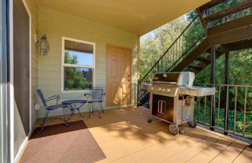 On McKenzie River! Home with Scenic Sunroom - Foto 34