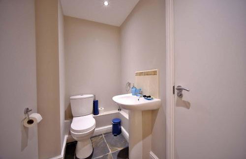 1 bedroom, 3 beds, M1, M62, Wi-Fi, Free Parking - Foto 11