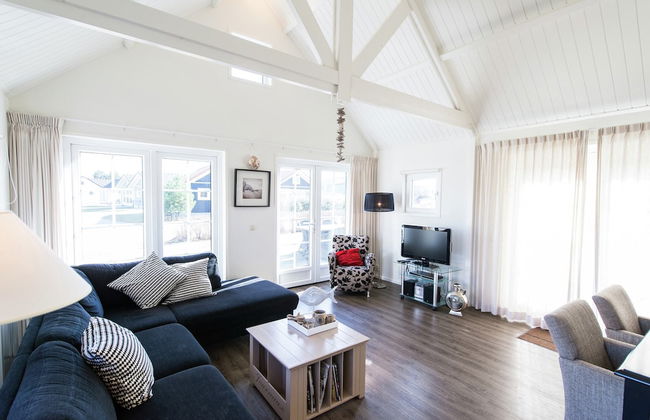 Thatched Holiday Home With two Bathrooms Near the Sea - Foto 7