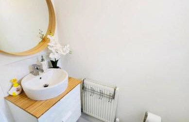 3 Bedroom Guest House in Dudley - Foto 6