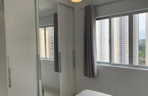 1103- Apartamento Encantador, amplo e decorado, mobiliario moderno, cozinha completa com utensílios , Excelente vista da cidade e localização privelegiada no bairro Bigorrilho - Photo 13