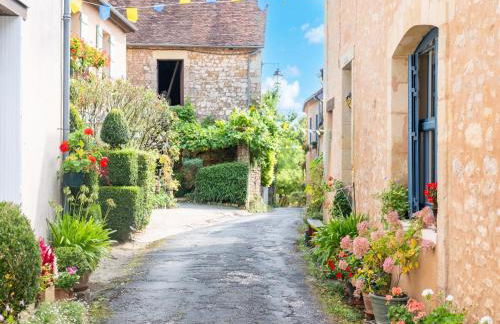 Charming Holiday Home with Private Pool - Foto 29