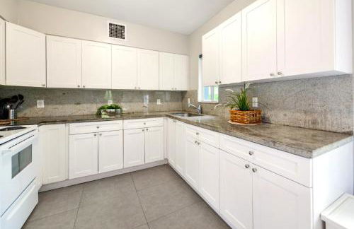 Spacious East Miami Duplex Delightful - Foto 9