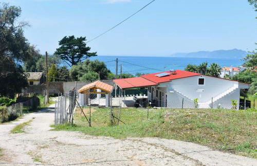 Ioanna's and Niko's Skala Apartments - Photo 61