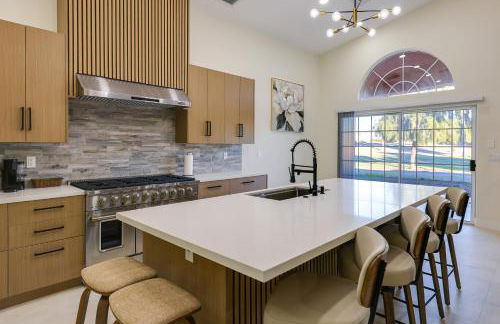 Patio with Fairway View! Pet-Friendly Mohave Home - Foto 9