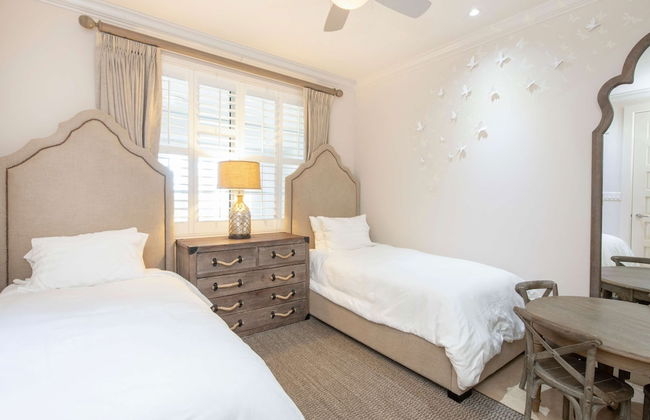 Seabreeze 8 - Luxury 4-bedroom on Seven Mile Beach - Photo 19