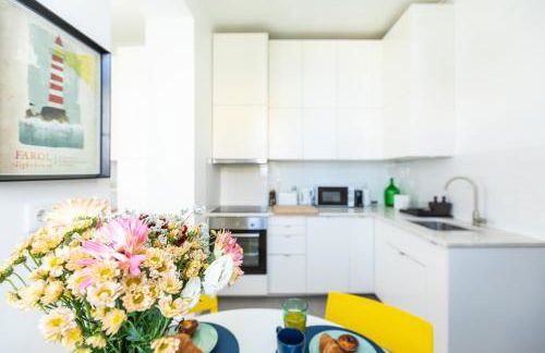 Ambassador Balcony Suites - Photo 12