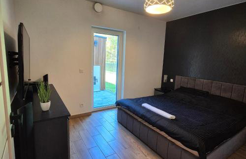 Dom pod lasem - Photo 10