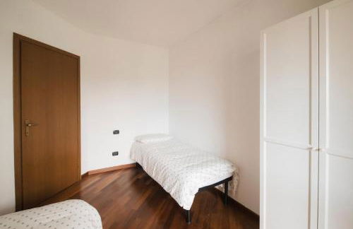 Appartamento Luminoso con Terrazzo, Milano Fiera - Foto 14