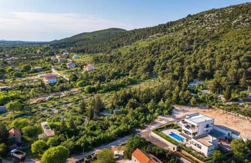 MY DALMATIA - Luxury villa Burra with private pool, jacuzzi and sports court - Foto 32