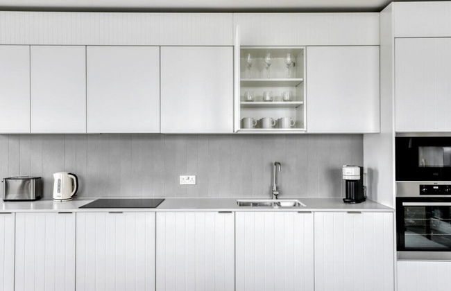 Remarkable 2bed Apartment in London - Photo 13