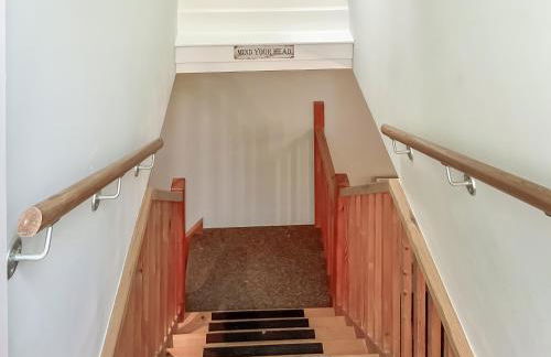 Court Place - Photo 21