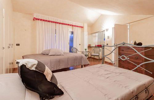 H11 [Villa Conchiglia] Piscina - Garage - Foto 19