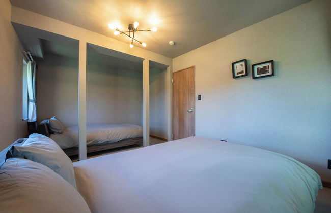 THE CHATEAU - Photo 27