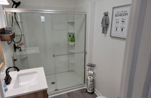 Marsh House, HOT TUB, Waterfront, KING bed, Close to Lejeune, - Foto 29