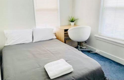 Oui on Ludlow - Entire House and Private Rooms in University City - Foto 3