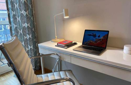 Urban Jungle apt - Self Check-in, Metro, Train - Foto 7