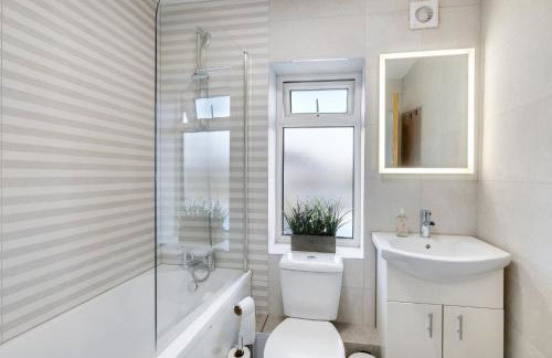 Bright 6 bedroom 3 bath house ideal for Pinewood Studios - Foto 38