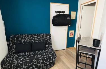 A côté de la Gare - Foto 1