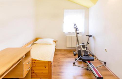 Cozy Nature House by Domljan Family - Photo 19