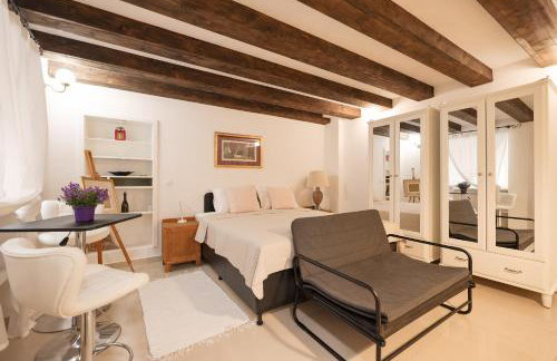 Kuća dide Mate - Photo 36