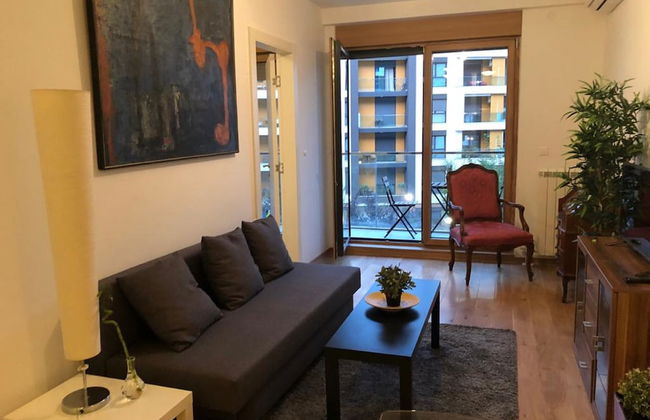 Central Garden Apartment - Photo 7