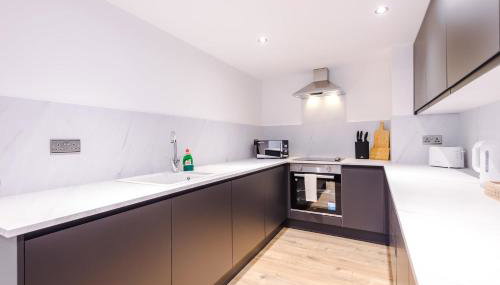 Old Town Hull Apt 1 - King or Twin - Marina Nearby - Foto 3