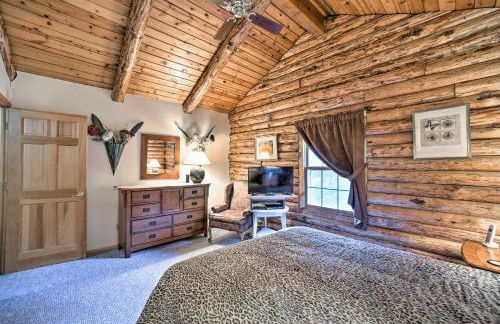 Pet-Friendly New York Cabin with Hot Tub and Game Room - Foto 21