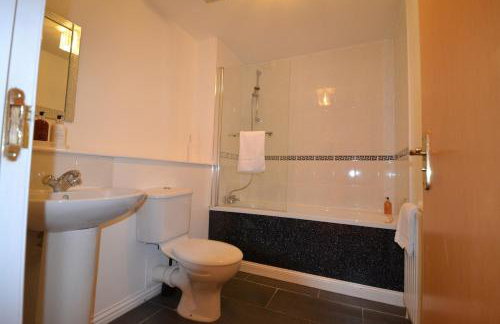 Apartment in Heart of West End- Parking Space- recent refurb- Near University and Kelvingrove Art Gallery - Foto 42